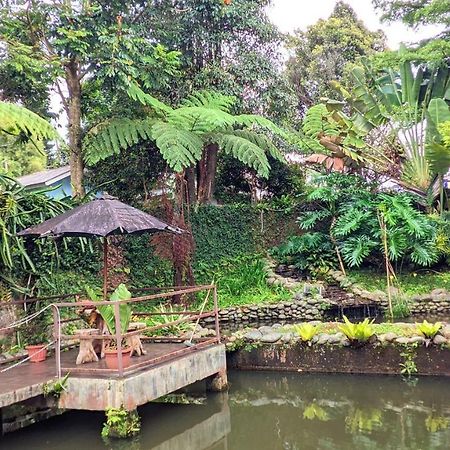 Garden Villas Cipanas Sindanglaya Esterno foto