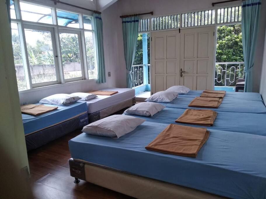 Garden Villas Cipanas Sindanglaya Esterno foto